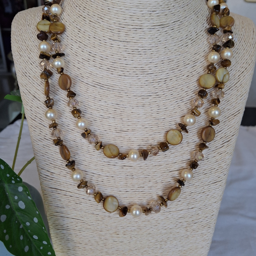 Chic Brown and Cream Beaded Necklace